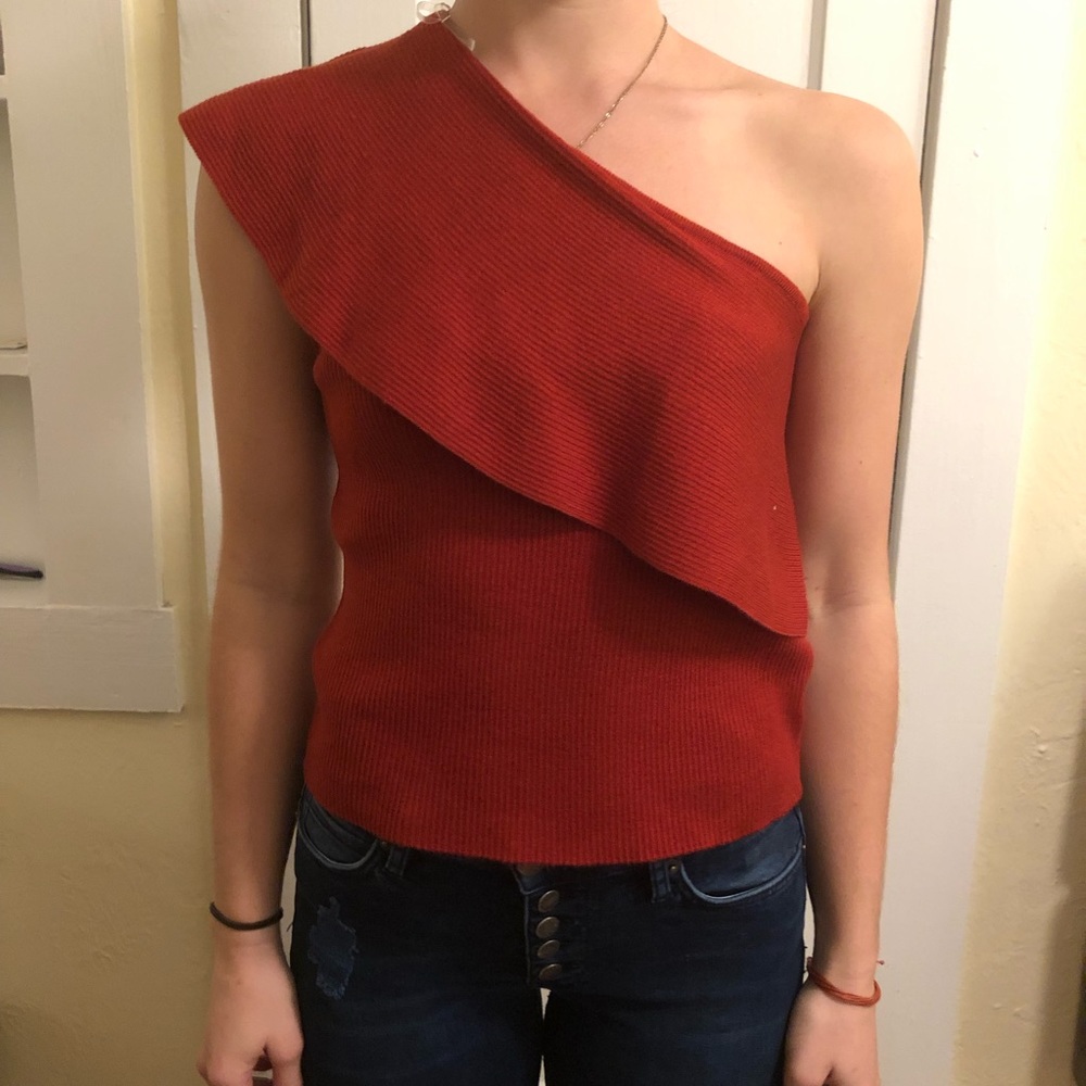 Off the shoulder top. Quality material.